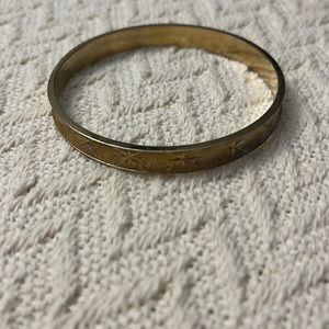 Vintage gold Sarah cov bangle bracelet 7"